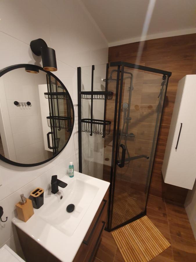 Apartament Number One Nova Wozownia Leszno  Kültér fotó